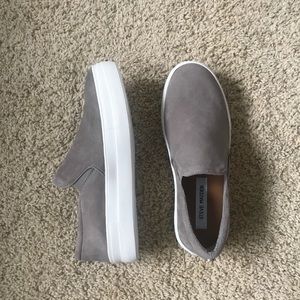 Steve Madden Gills Grey Suede Slip-Ons (BRAND NEW)
